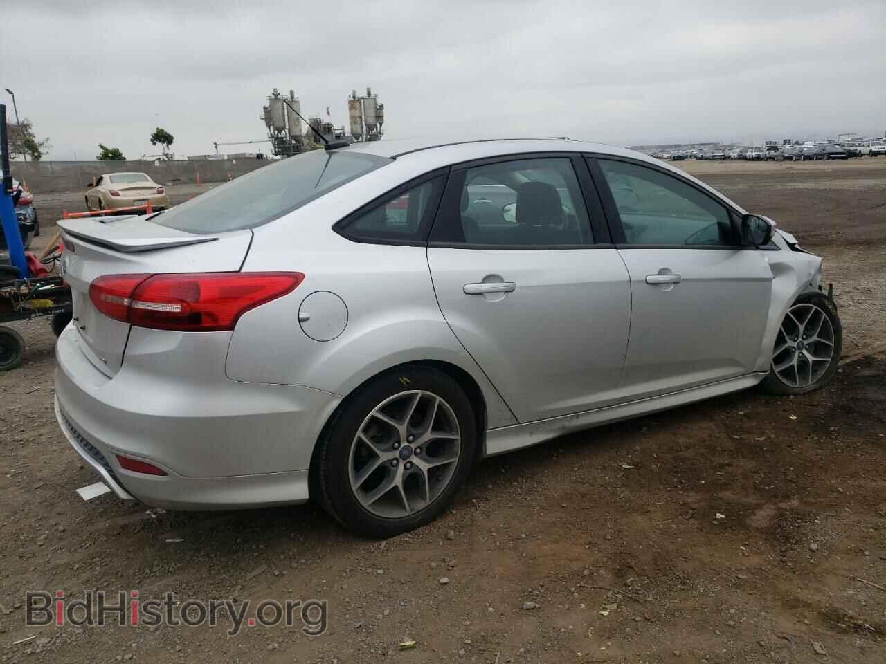 2016 FORD FOCUS - VIN: 1FADP3F29GL384124 - Фото 3