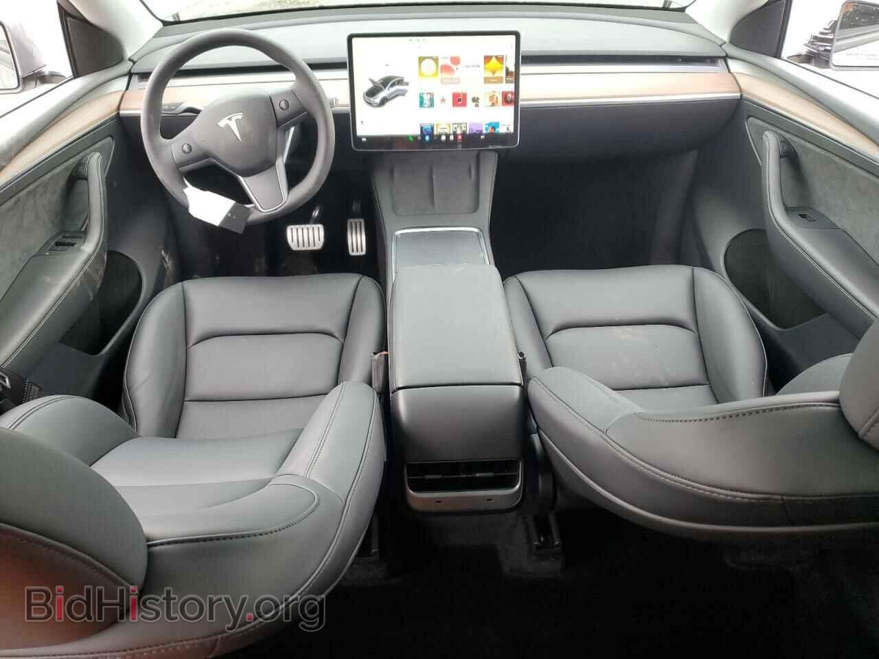 2025 TESLA MODEL Y - VIN: 7SAYGDEF1SF304352 - Фото 8