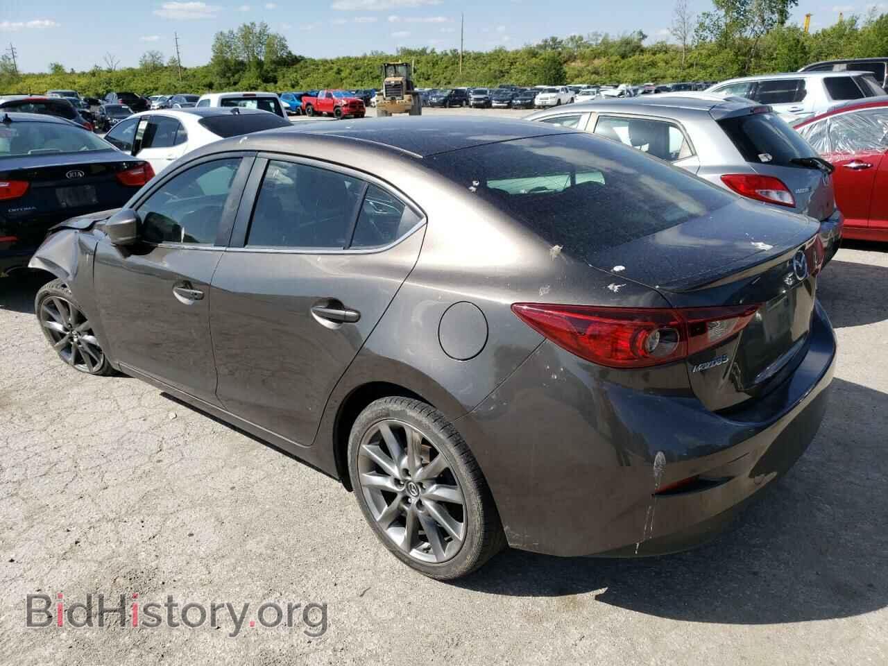 2018 MAZDA 3 - VIN: 3MZBN1V36JM165114 - Фото 2