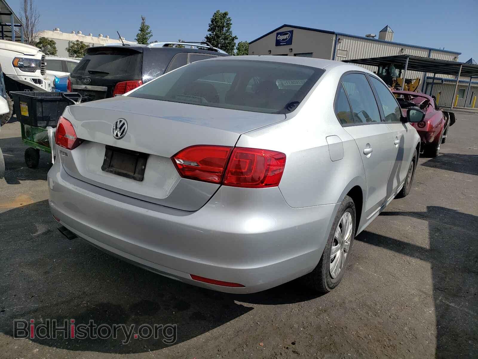 2011 VOLKSWAGEN JETTA - VIN: 3VW1K7AJ0BM307471 - Фото 4