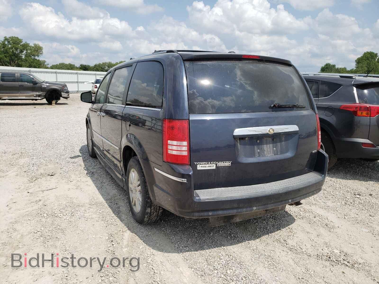 2008 CHRYSLER MINIVAN - VIN: 2A8HR64X08R811746 - Фото 3