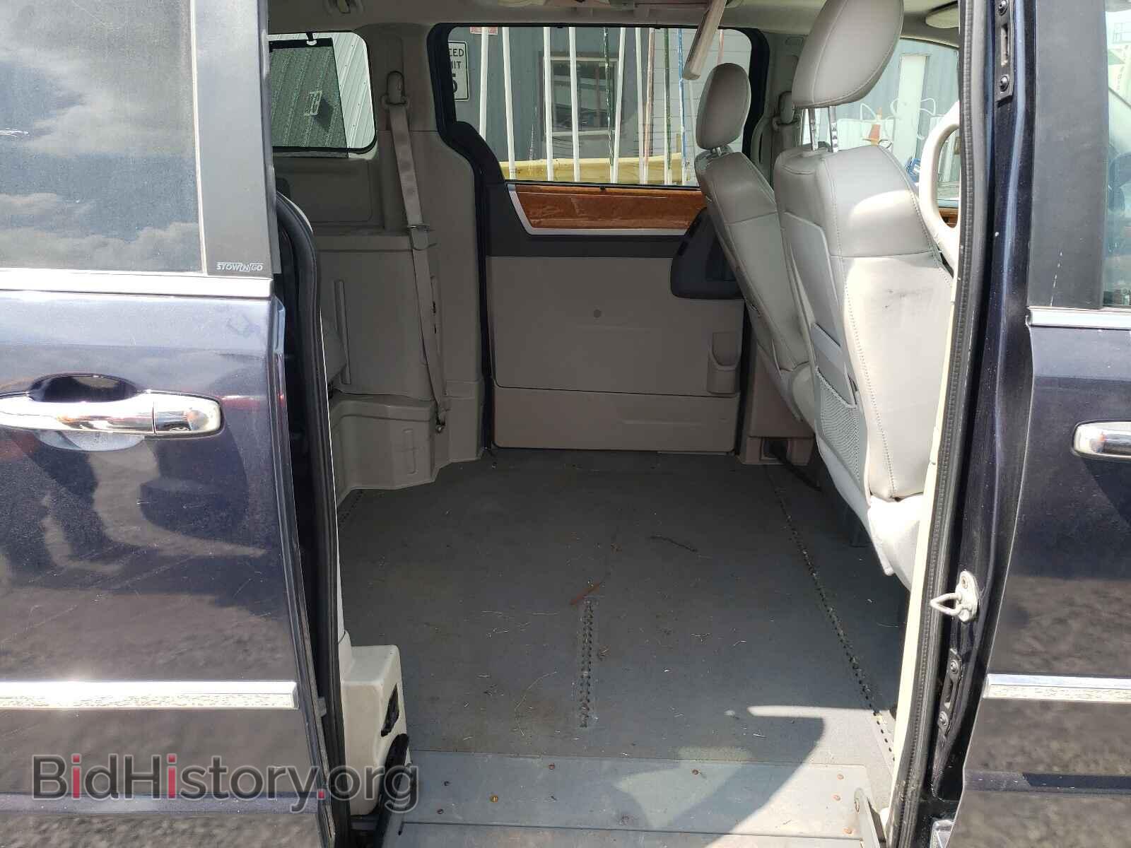 2008 CHRYSLER MINIVAN - VIN: 2A8HR64X08R811746 - Фото 6