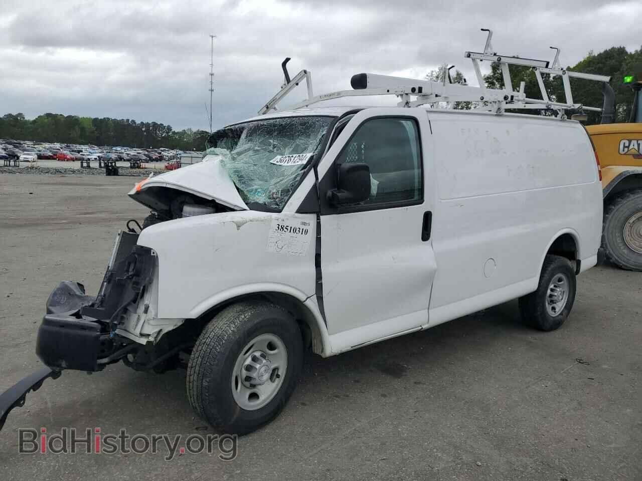 Photo 1GCWGAFF6H1249528 - CHEVROLET EXPRESS 2017