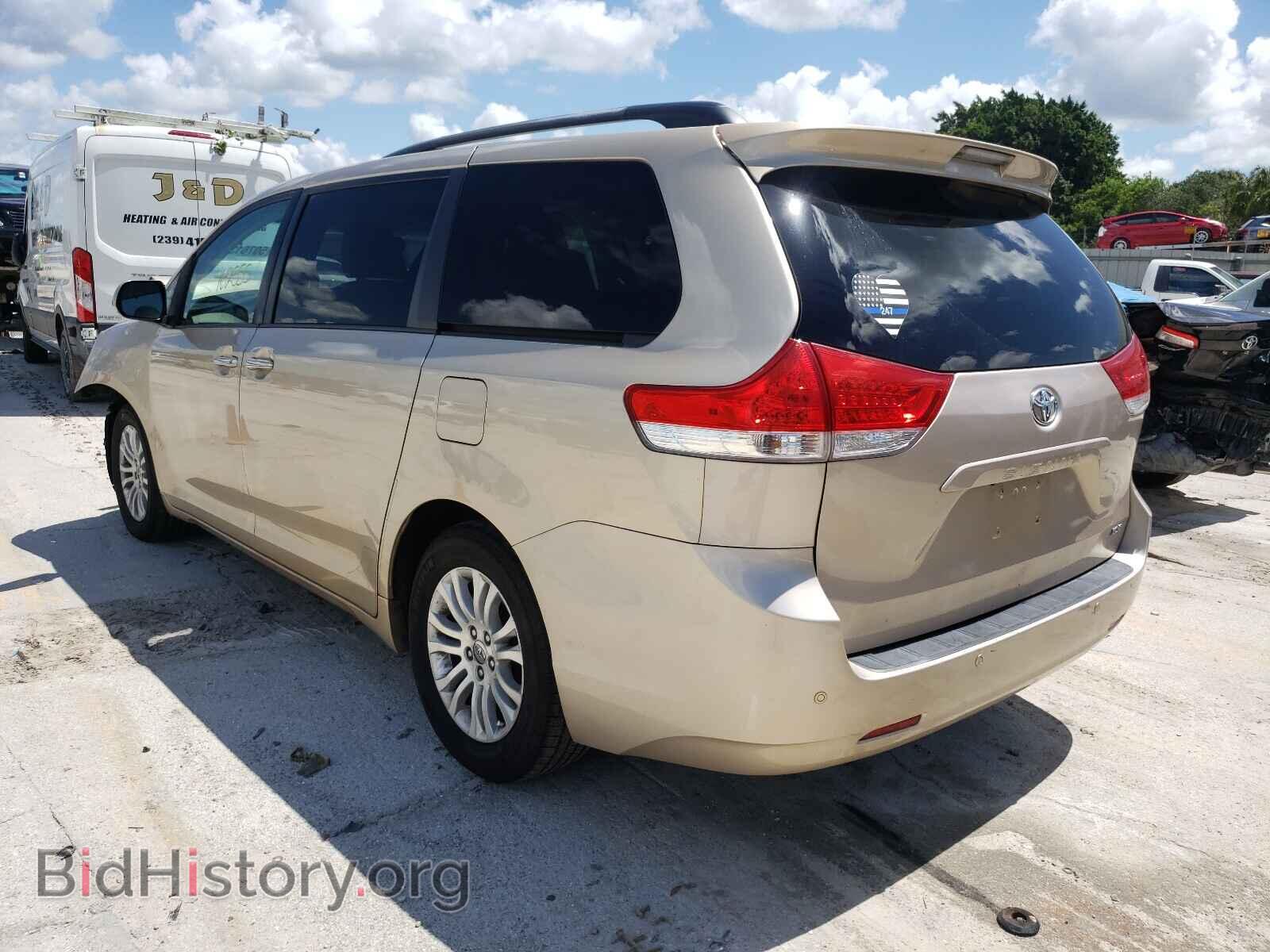 2013 TOYOTA SIENNA - VIN: 5TDYK3DC8DS298982 - Фото 3