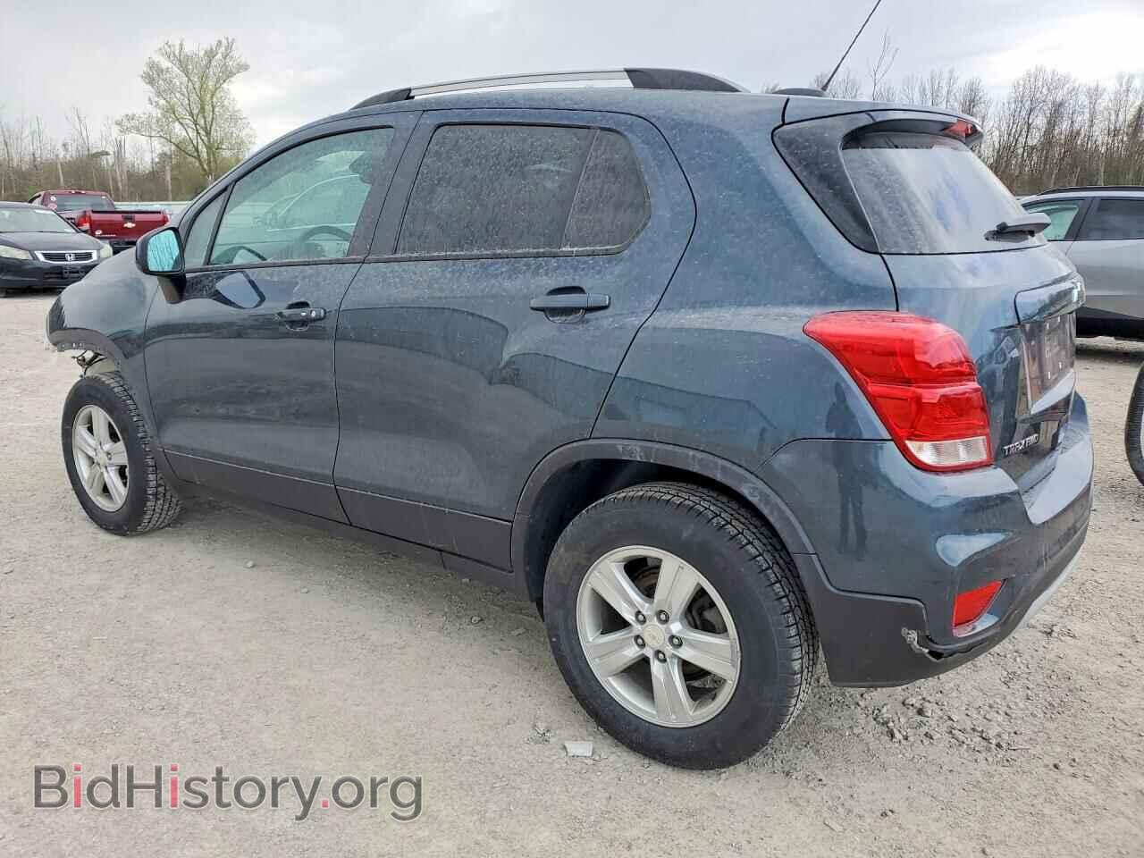 2021 CHEVROLET TRAX - VIN: KL7CJPSMXMB366932 - Photo 2