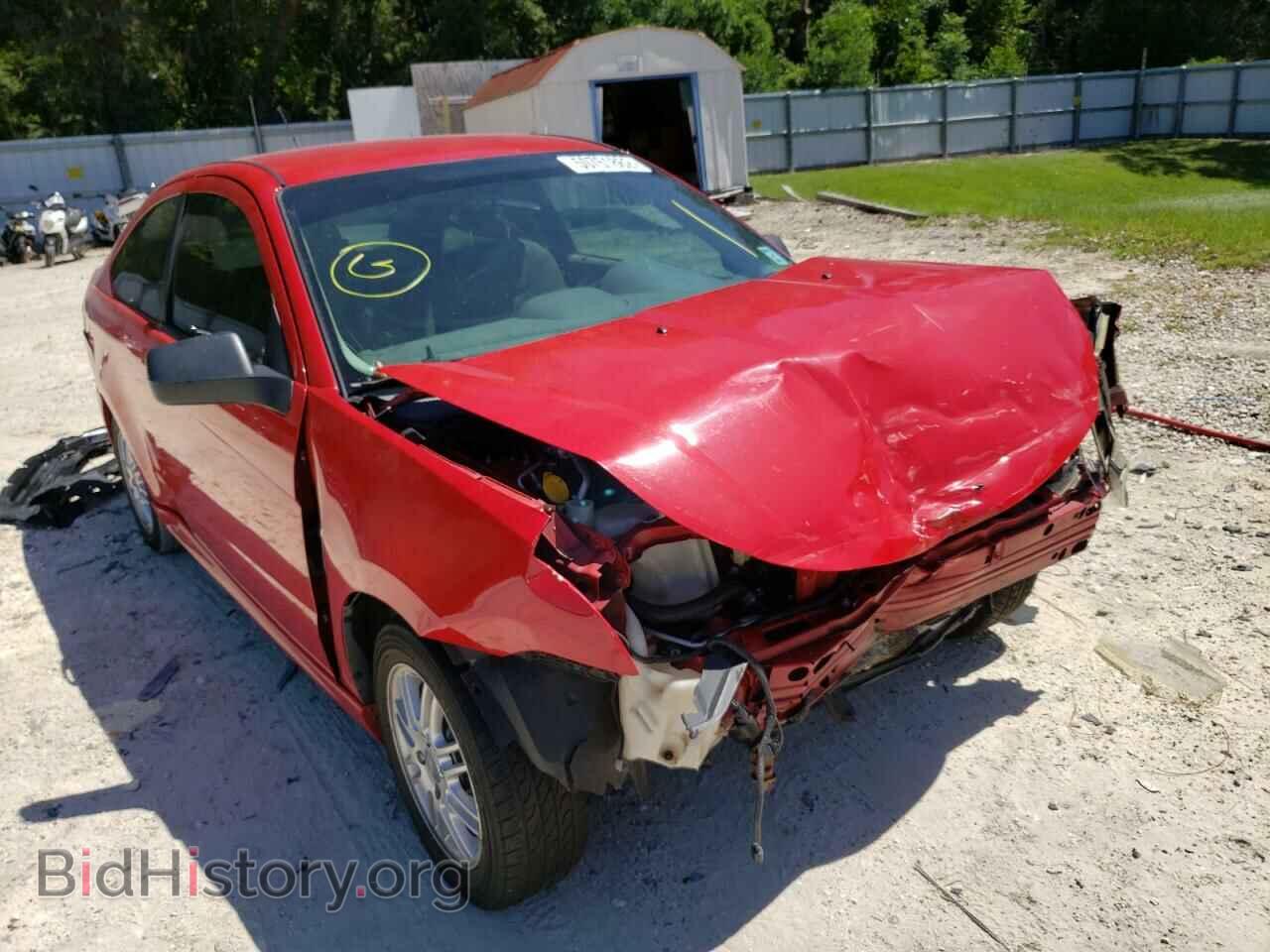 Photo 1FAHP33N28W128908 - FORD FOCUS 2008