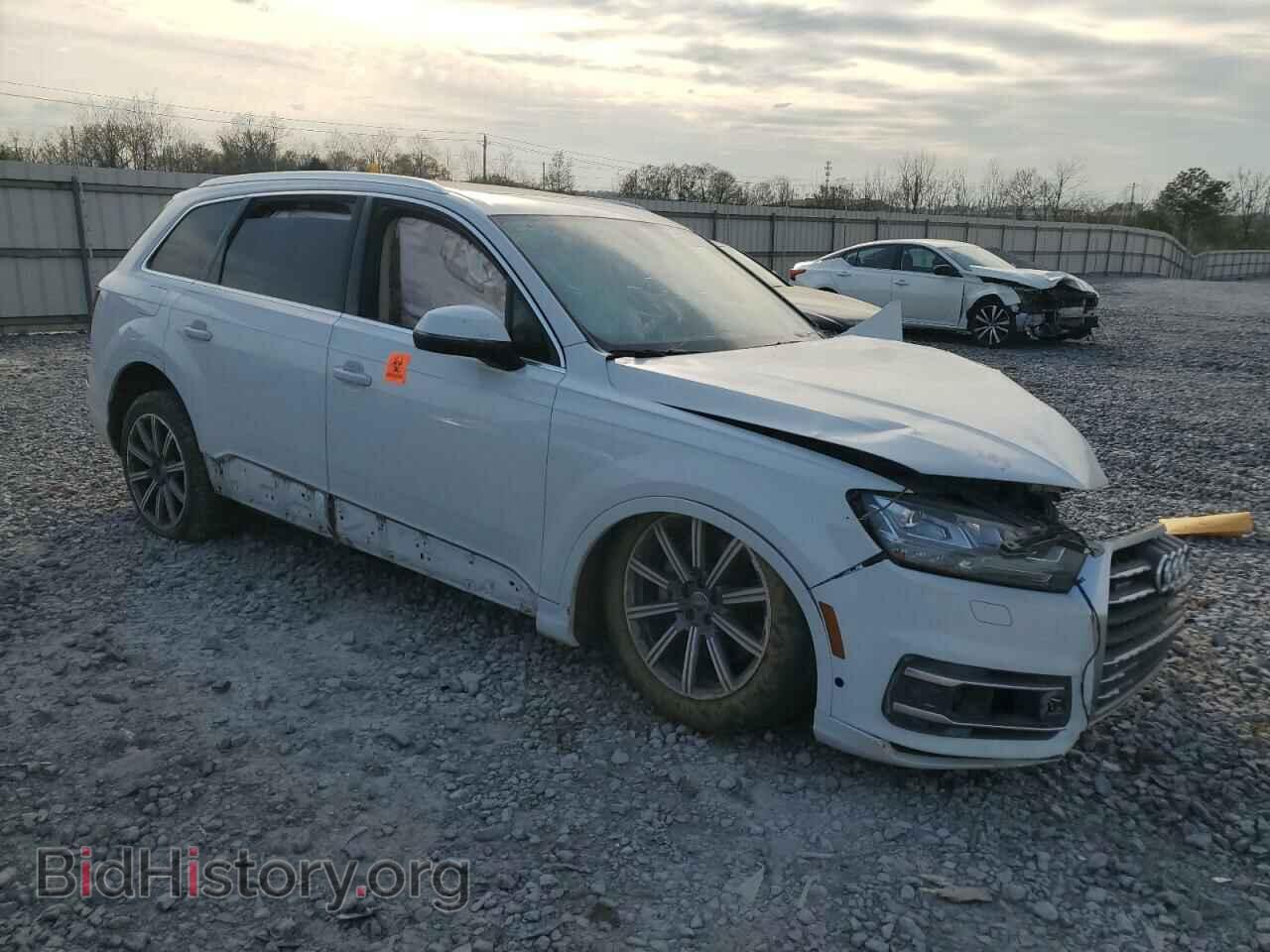 2019 AUDI Q7 - VIN: WA1LAAF73KD038655 - Фото 4