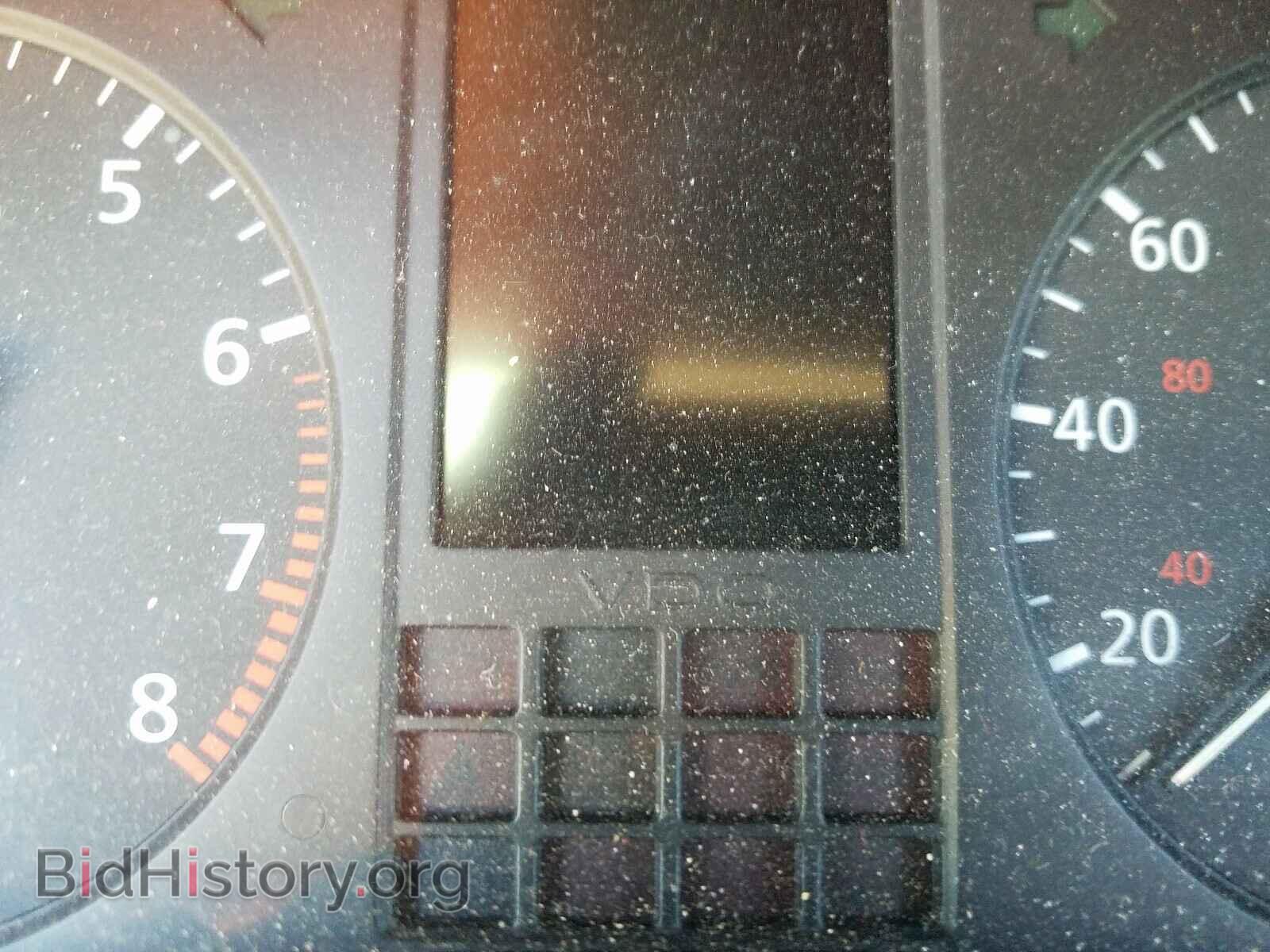 1997 AUDI A8 - VIN: WAUBG84D8VN012470 - Фото 8