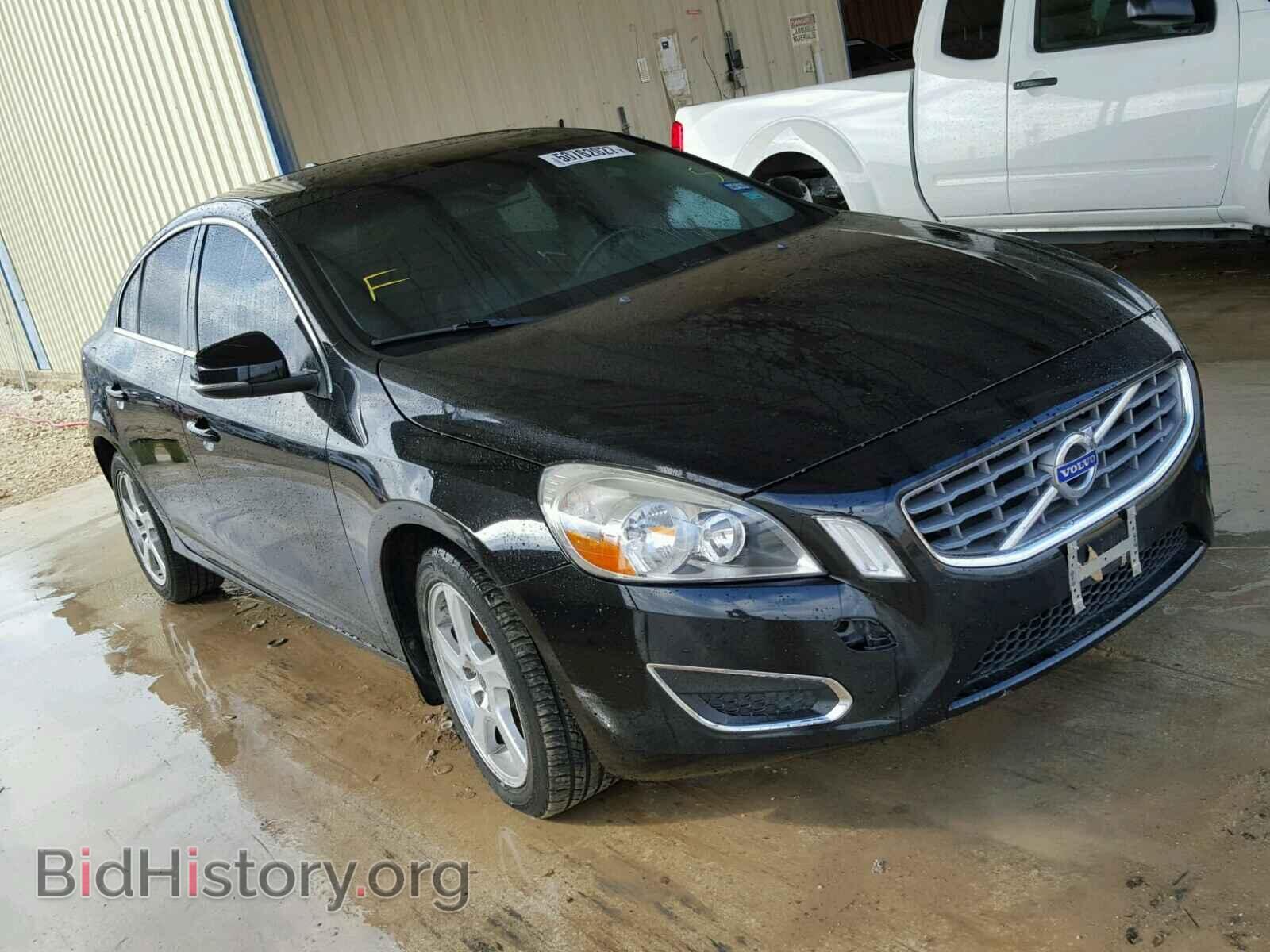 Фотография YV1622FS0C2094778 - VOLVO S60 2012