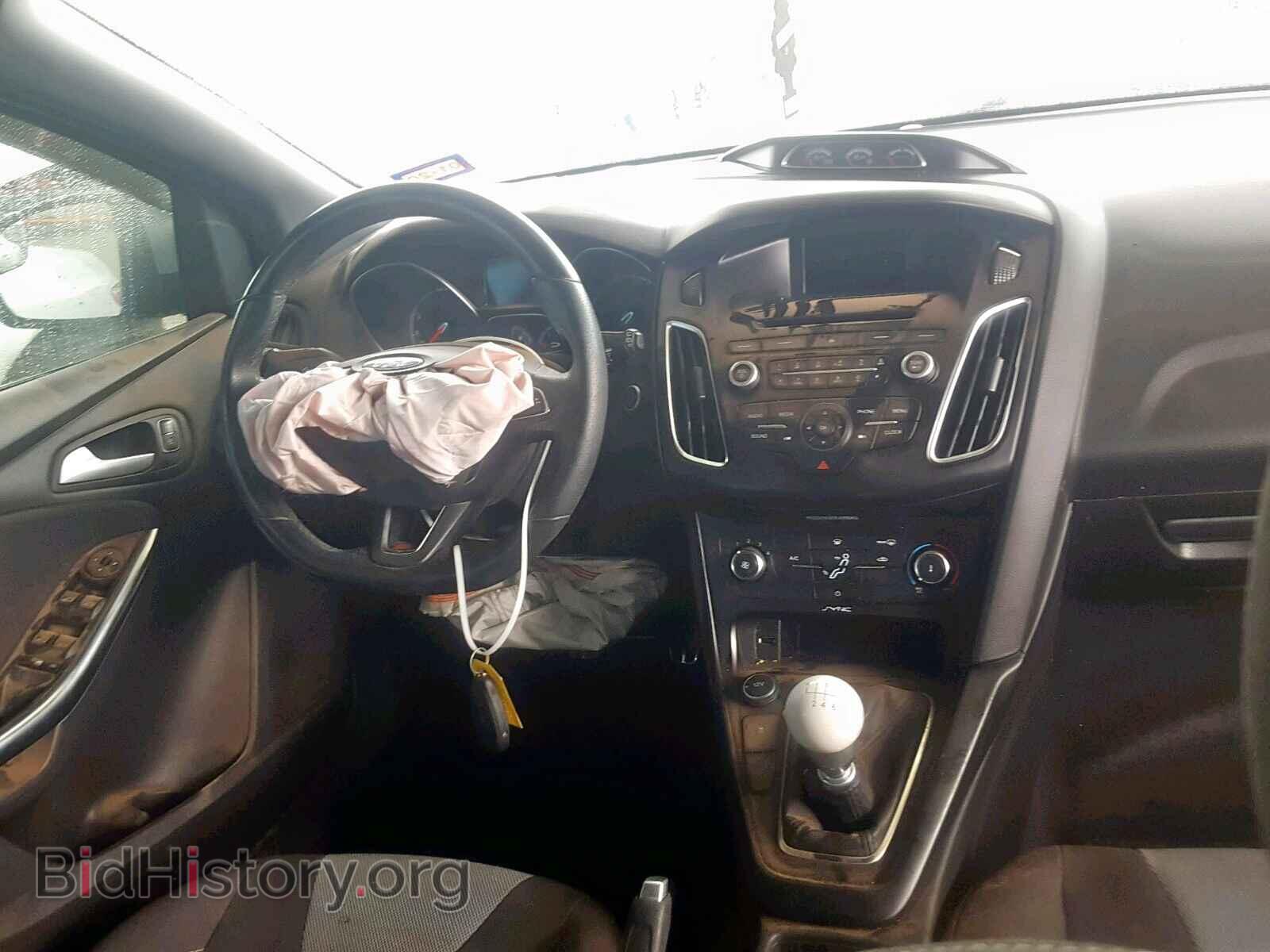 2017 FORD FOCUS - VIN: 1FADP3L90HL310304 - Photo 9