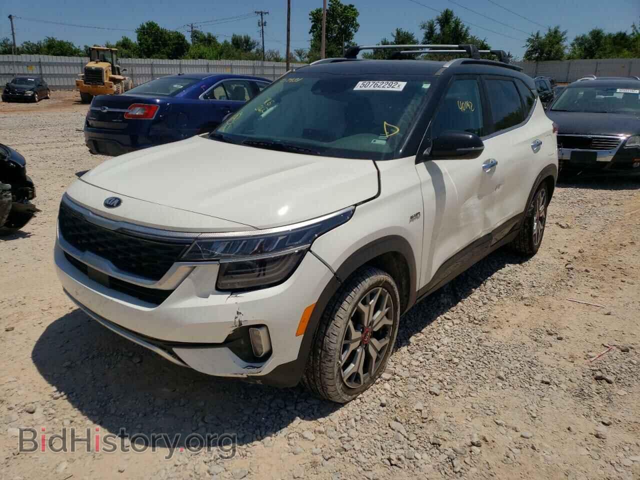 2021 KIA SELTOS - VIN: KNDETCA27M7217931 - Фото 2