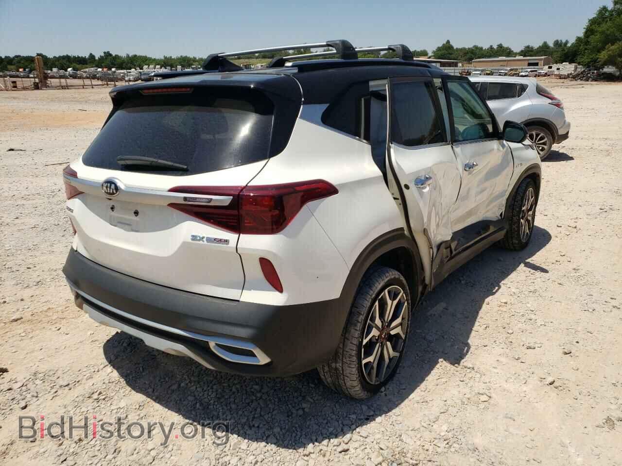 2021 KIA SELTOS - VIN: KNDETCA27M7217931 - Фото 4