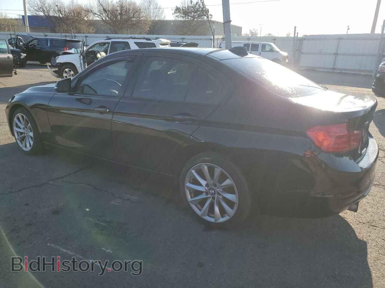 2013 BMW 3 SERIES - VIN: WBA3B9C57DF585680 - Фото 2