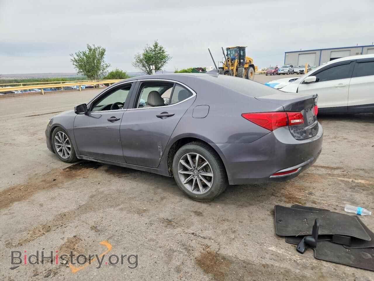 2018 ACURA TLX - VIN: 19UUB1F34JA011440 - Фото 2