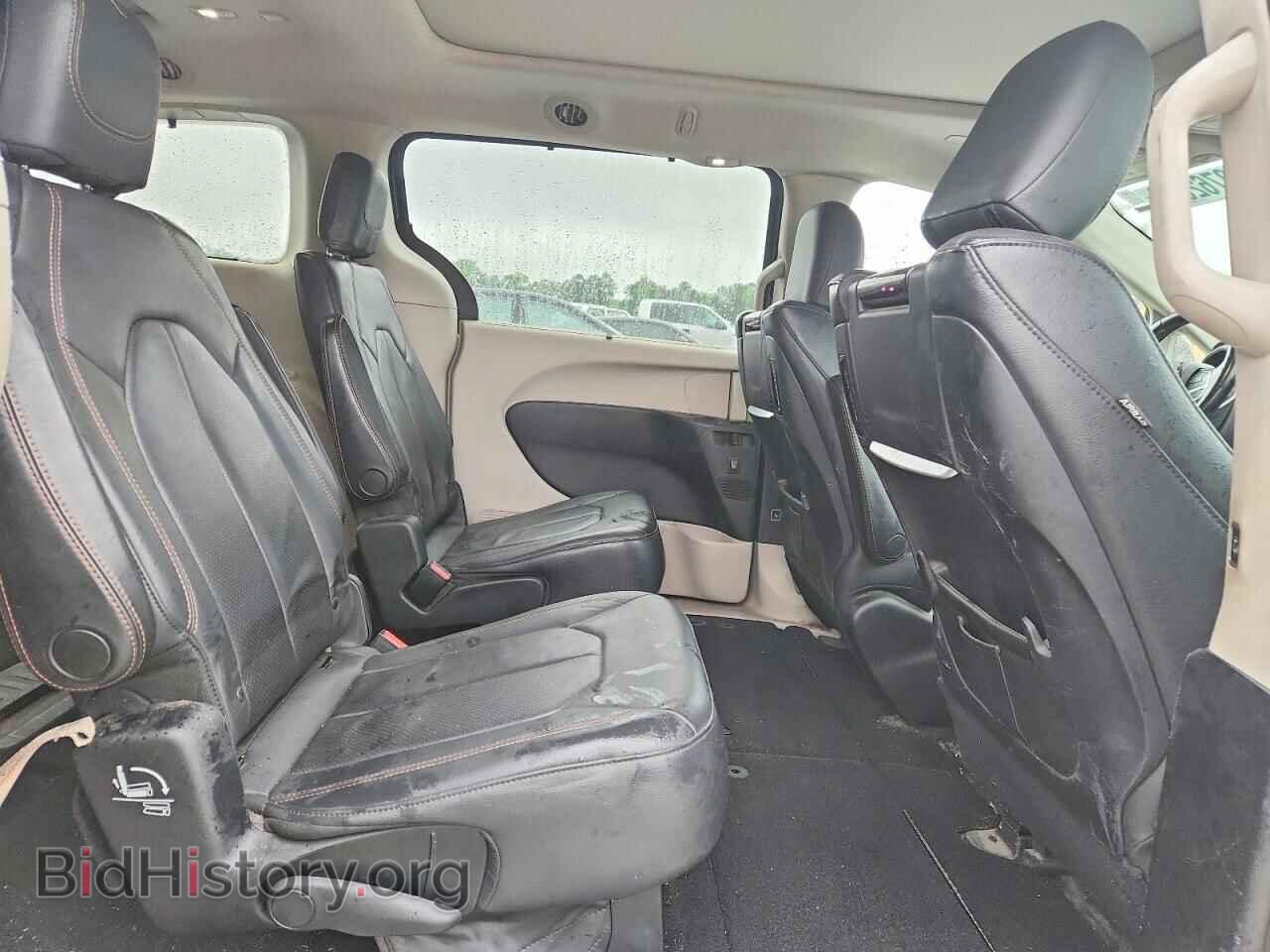 2018 CHRYSLER PACIFICA - VIN: 2C4RC1EG7JR101425 - Photo 11