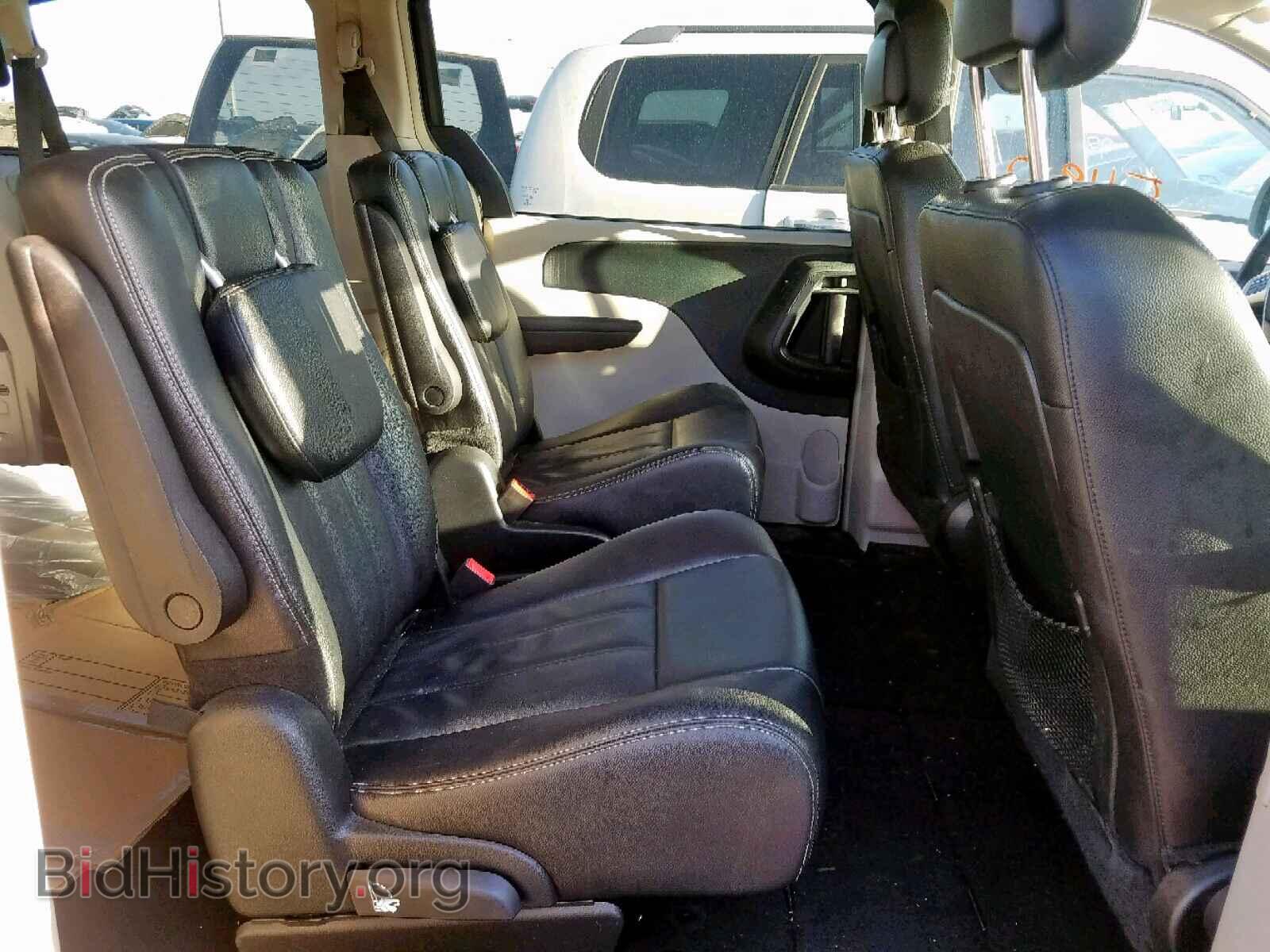 2014 CHRYSLER TOWN & COU - VIN: 2C4RC1BG4ER438273 - Фото 6