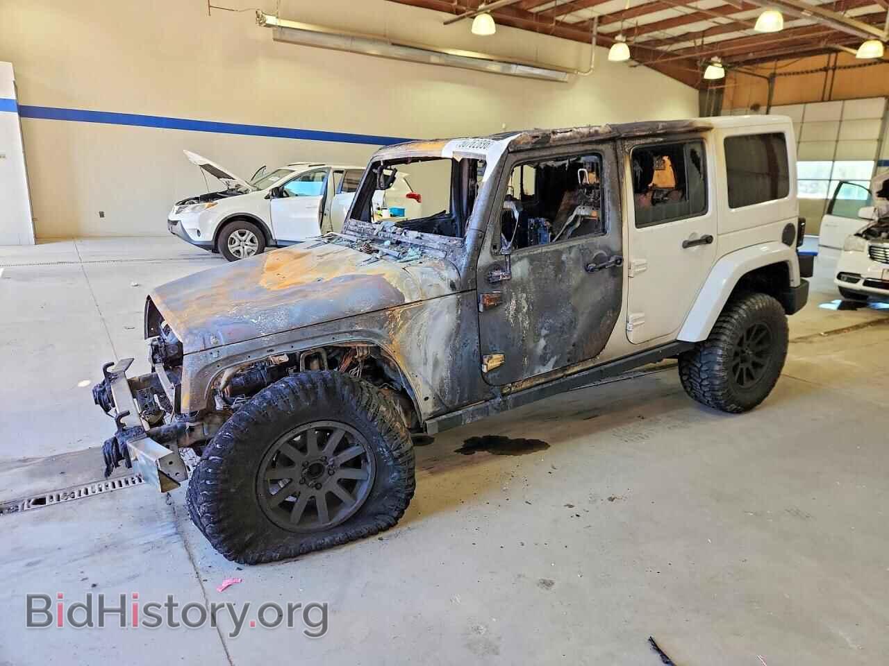 Photo 1J4BA5H12BL571856 - JEEP WRANGLER 2011