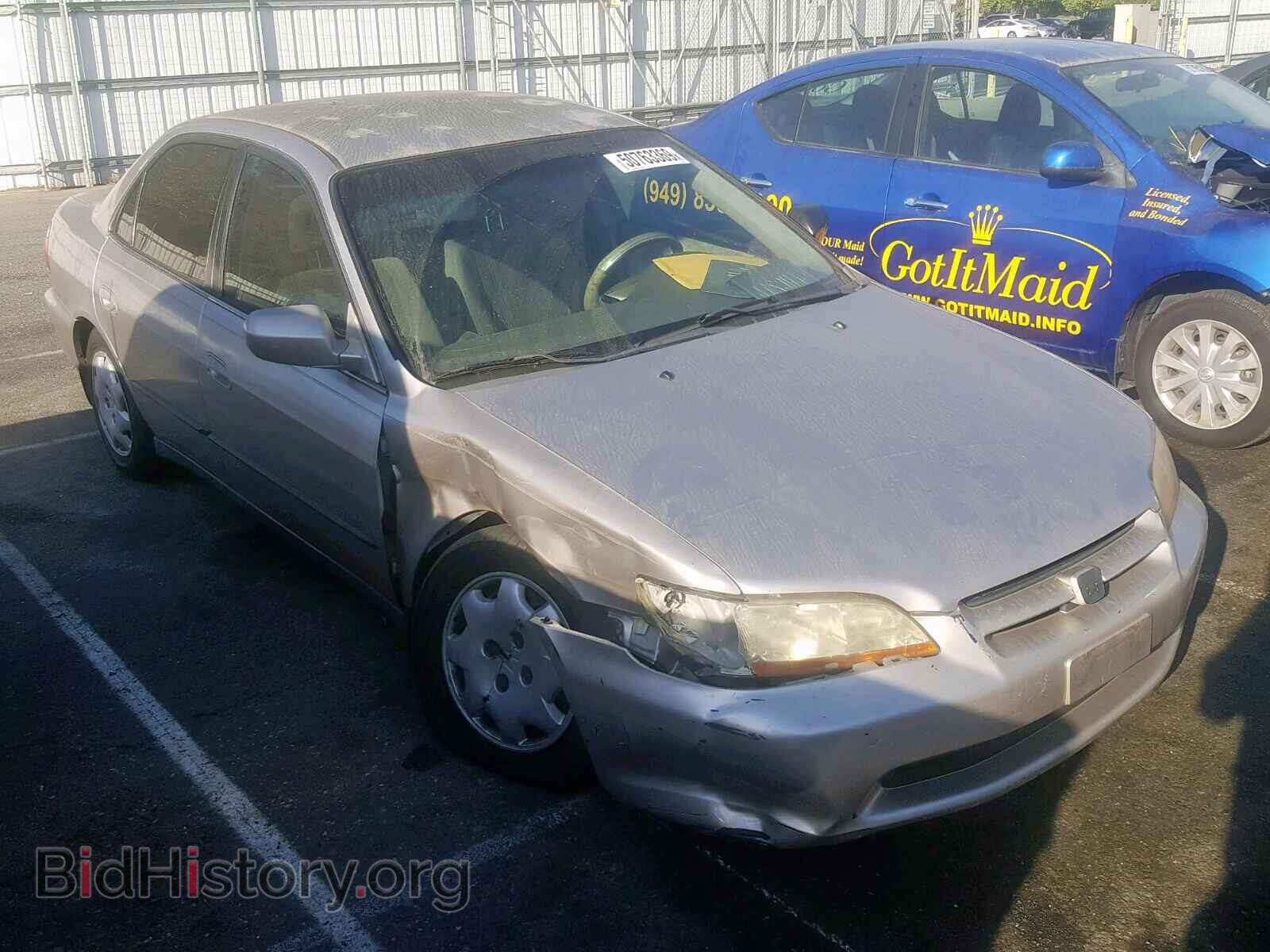 Фотография JHMCG5642XC039082 - HONDA ACCORD LX 1999