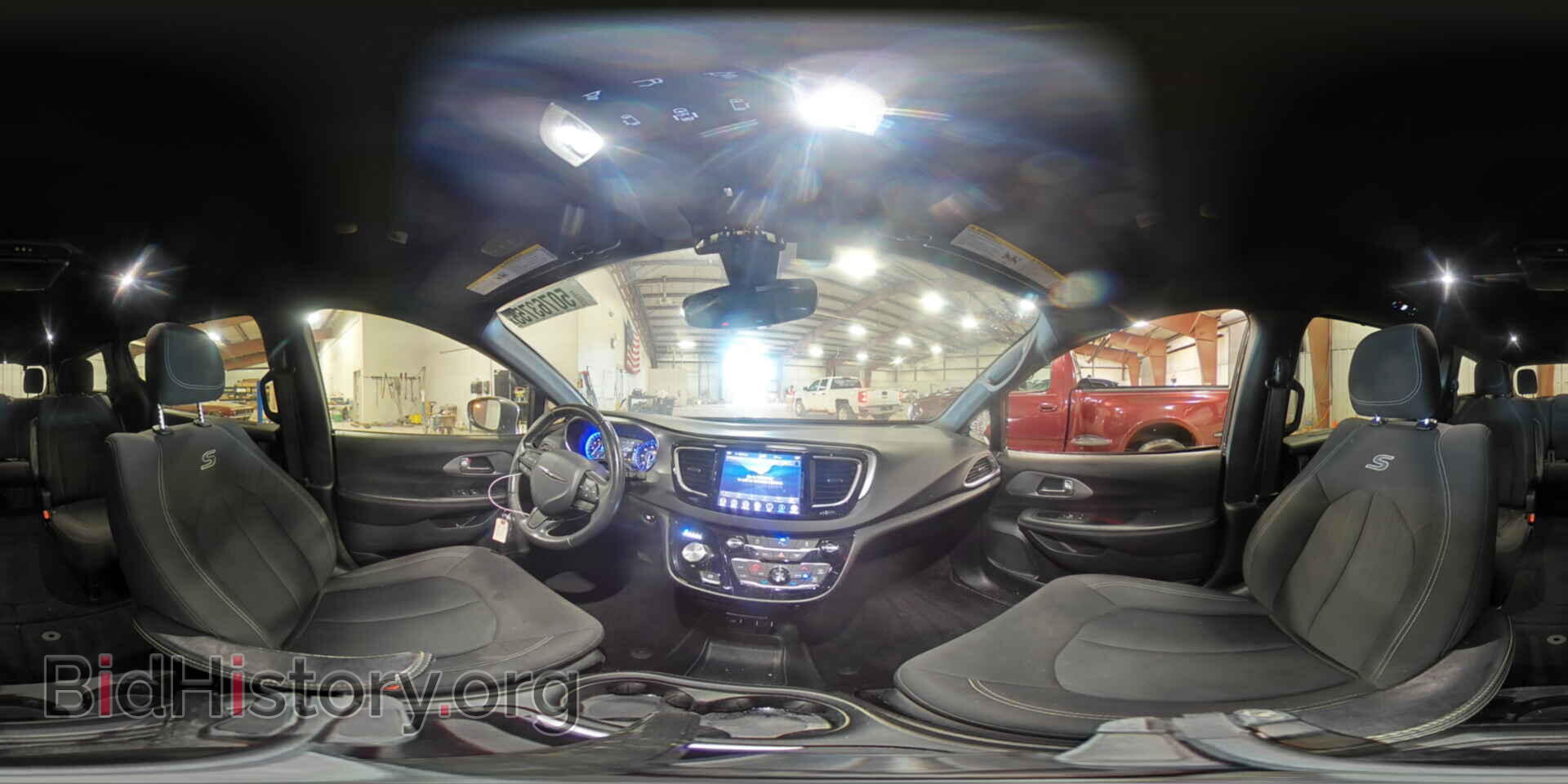 2018 CHRYSLER PACIFICA - VIN: 2C4RC1FG1JR315714 - Photo 16