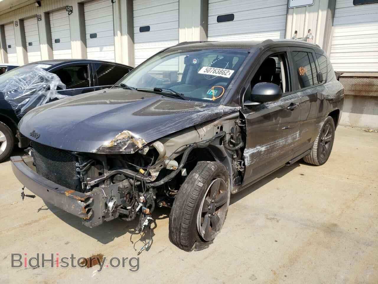 2016 JEEP COMPASS - VIN: 1C4NJDBB2GD686666 - Photo 2