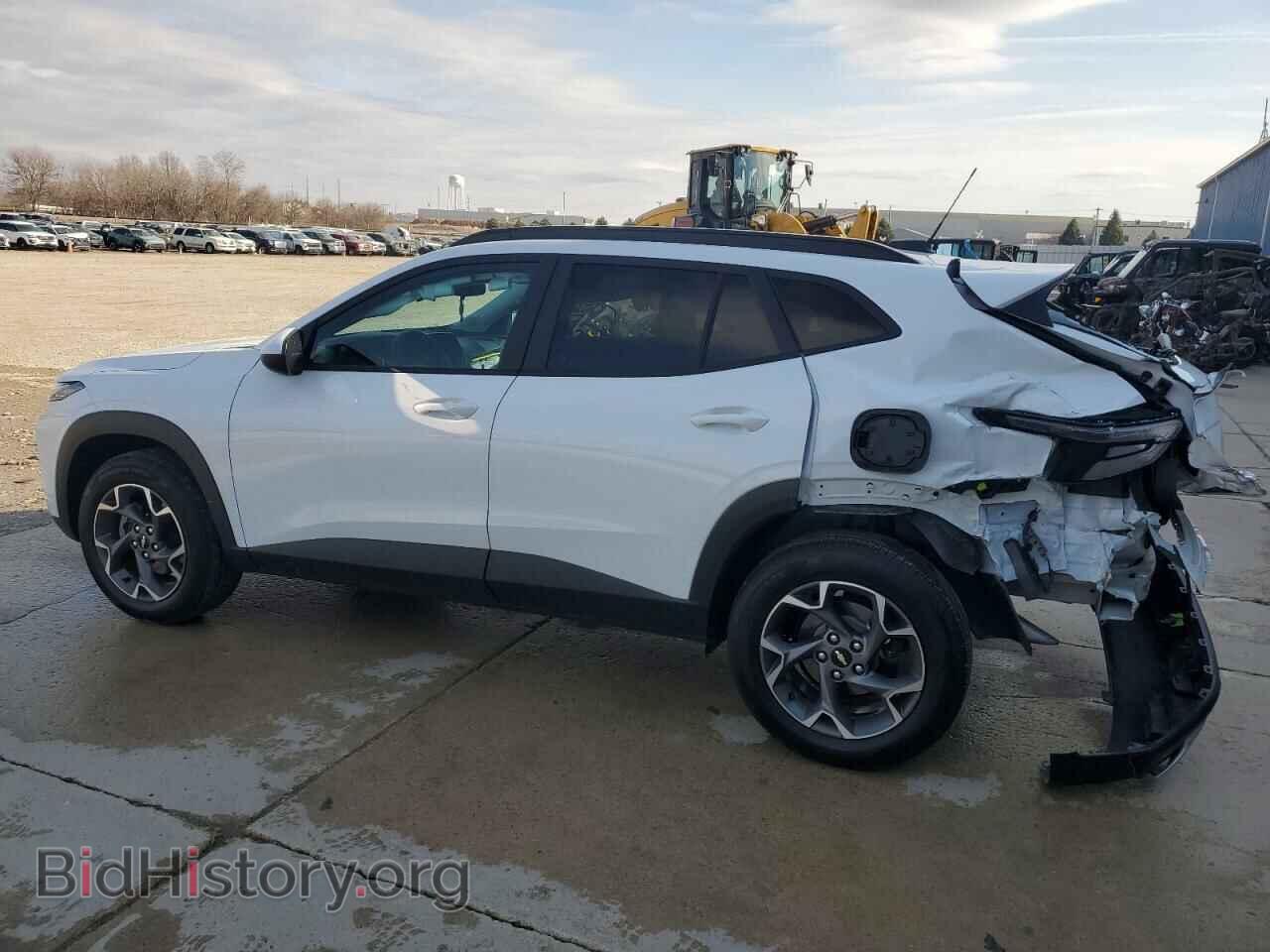 2024 CHEVROLET TRAX - VIN: KL77LHE26RC179765 - Фото 2