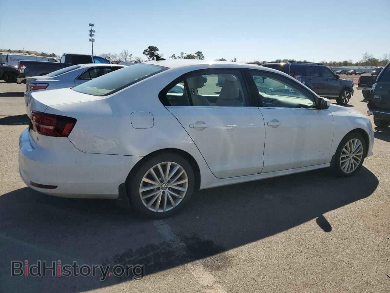 2016 VOLKSWAGEN JETTA - VIN: 3VWL17AJXGM204173 - Фото 3