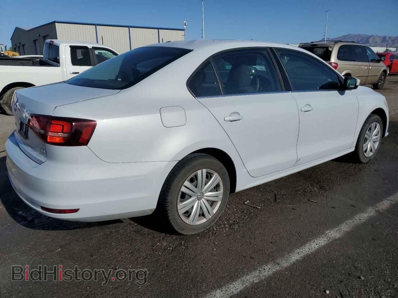 2017 VOLKSWAGEN JETTA - VIN: 3VW2B7AJ9HM397670 - Фото 3
