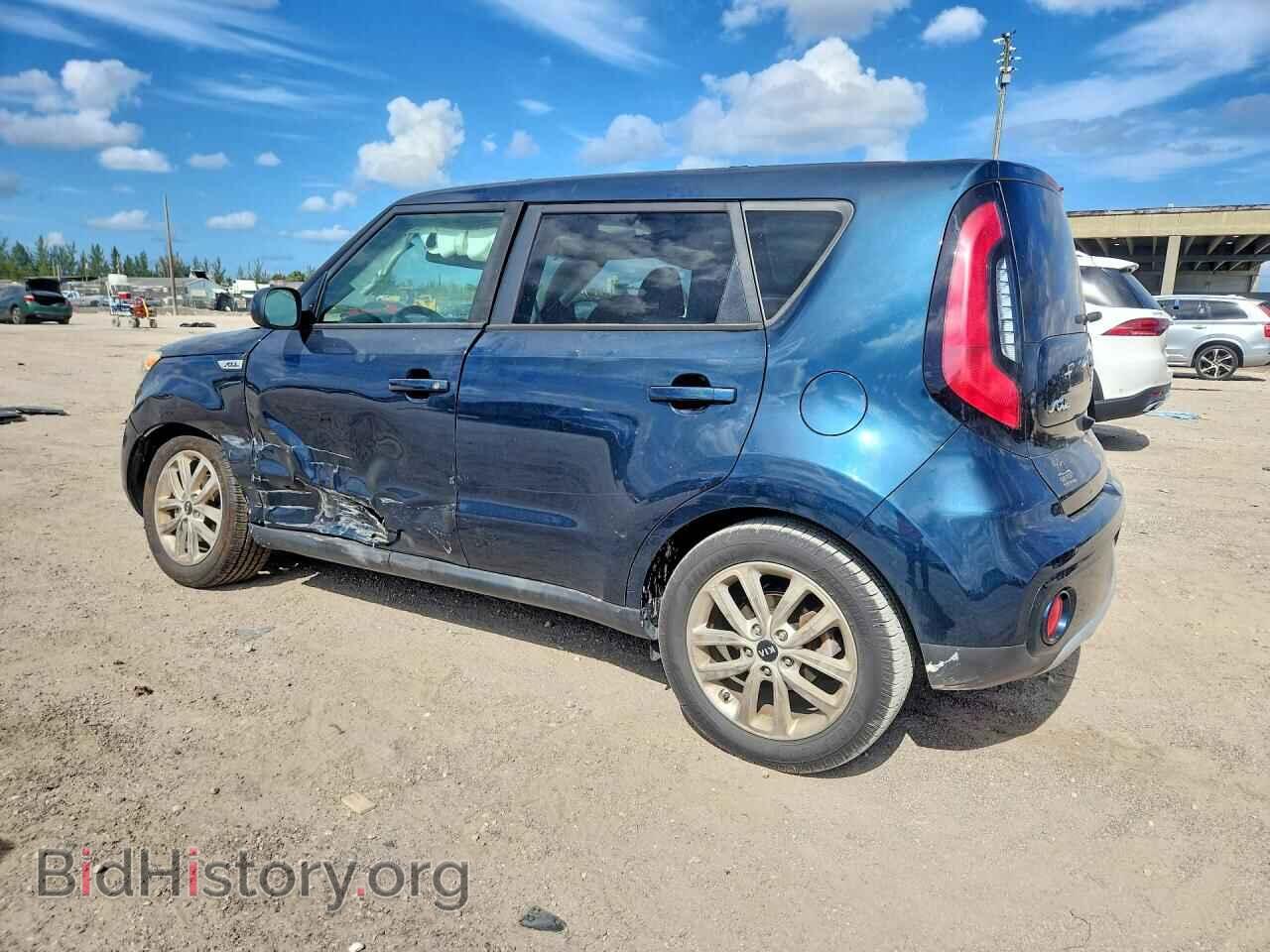 2017 KIA SOUL - VIN: KNDJP3A5XH7410139 - Photo 2