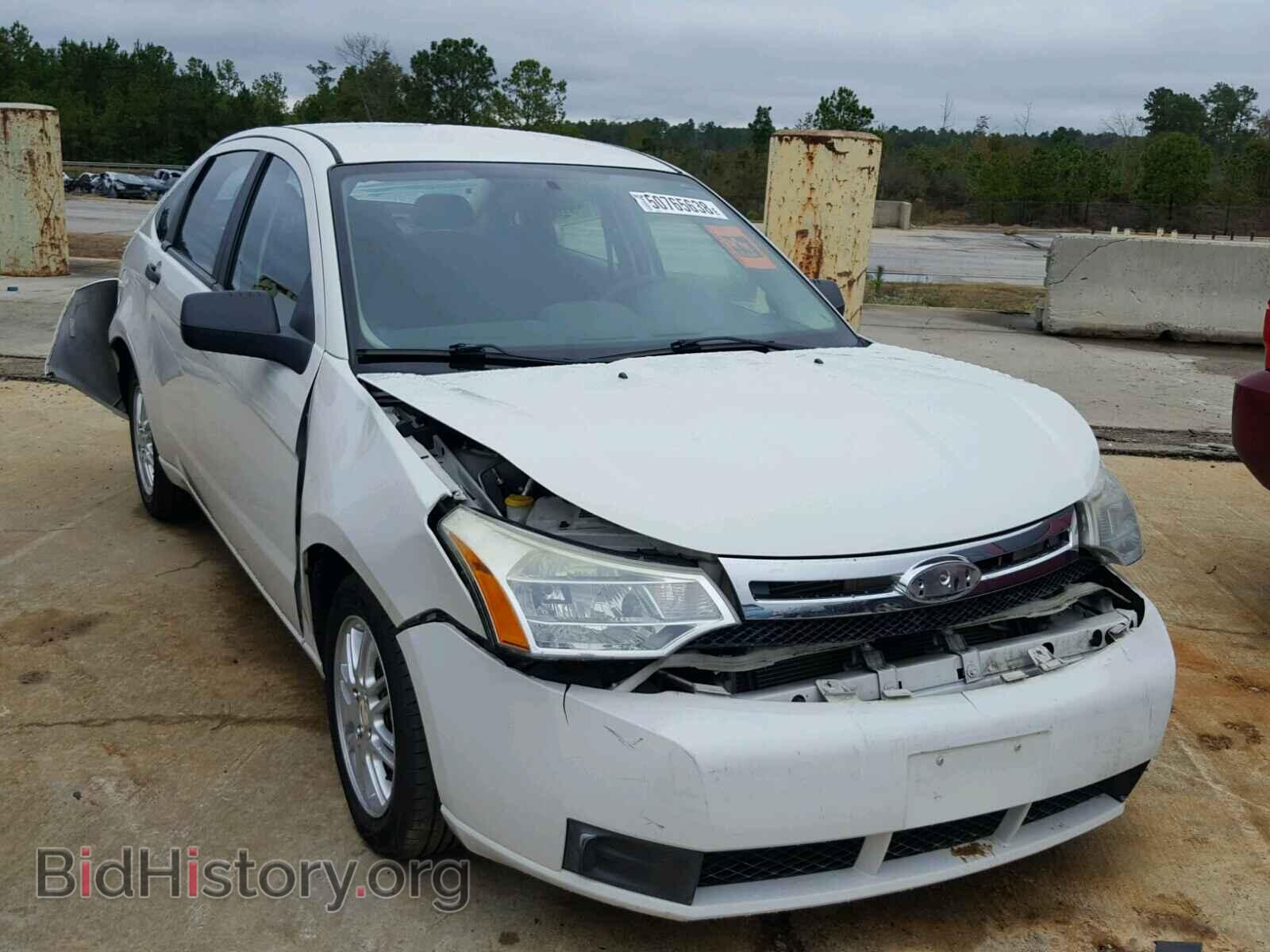 Photo 1FAHP35N69W182176 - FORD FOCUS SE 2009