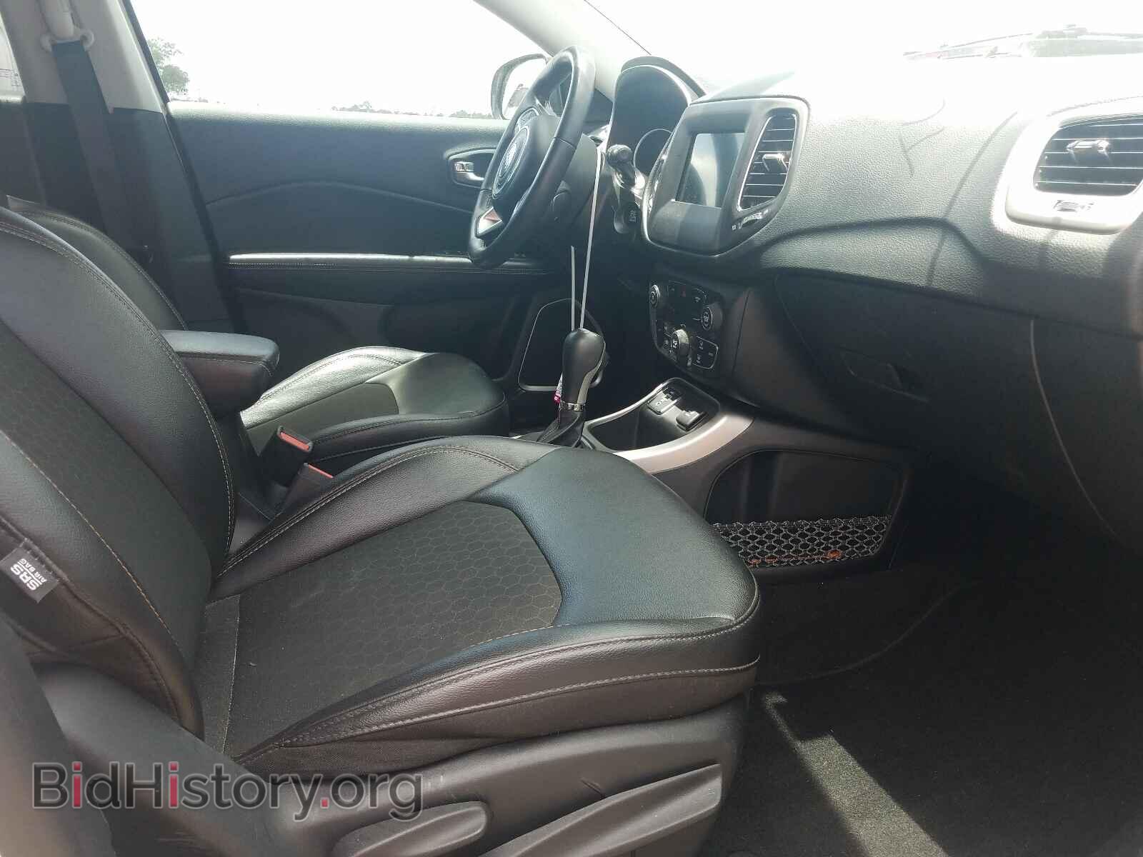 2019 JEEP COMPASS - VIN: 3C4NJCBB7KT652249 - Фото 5