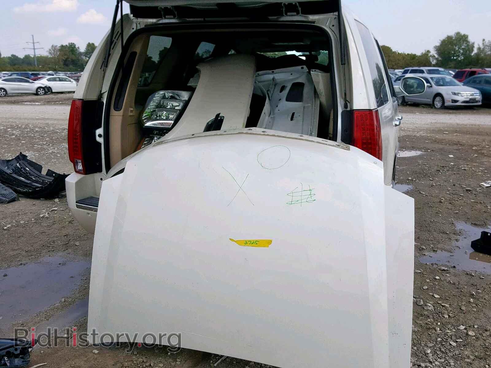2014 CADILLAC ESCALADE L - VIN: 1GYS4BEF3ER234040 - Фото 9