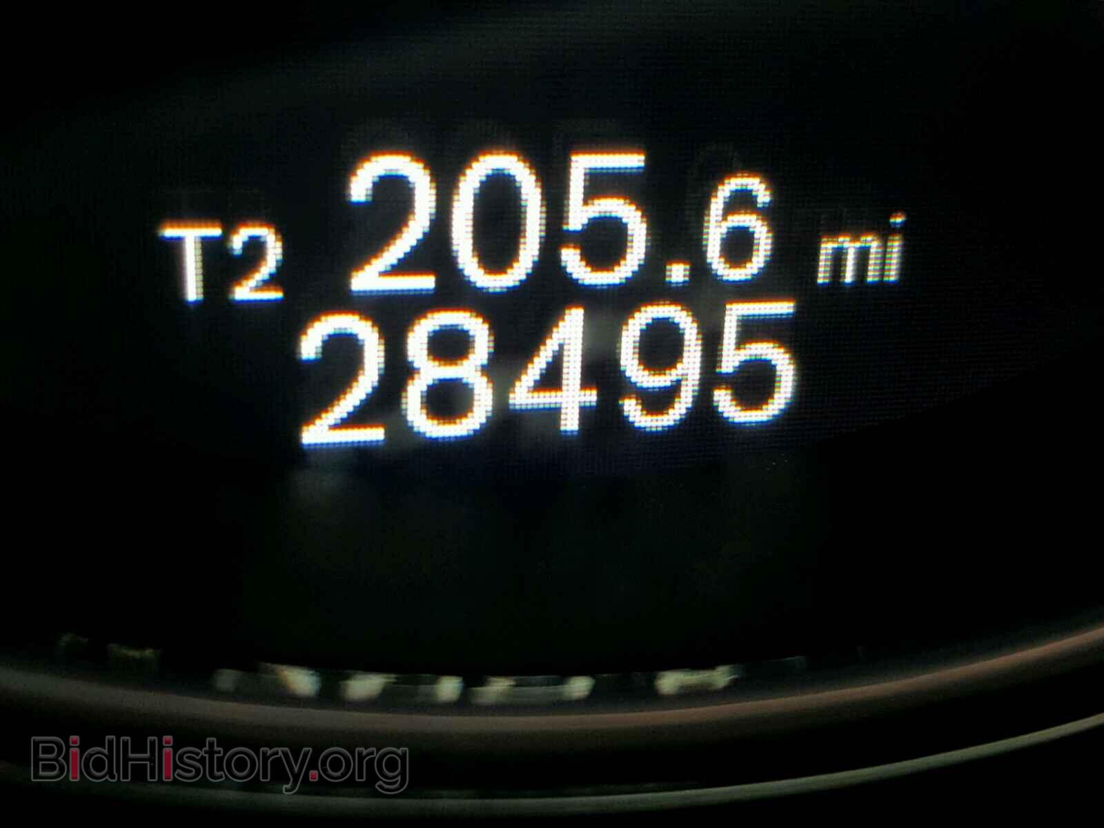 2017 VOLVO S60 - VIN: LYV402HMXHB128149 - Фото 8