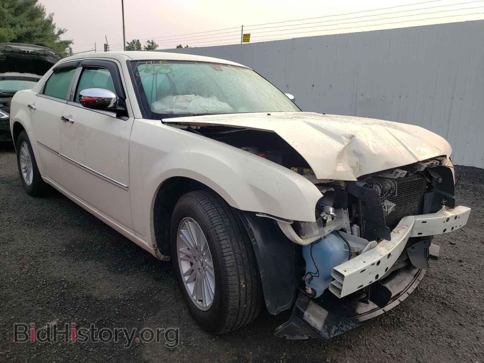 Photo 2C3CA5CV8AH195751 - CHRYSLER 300 2010