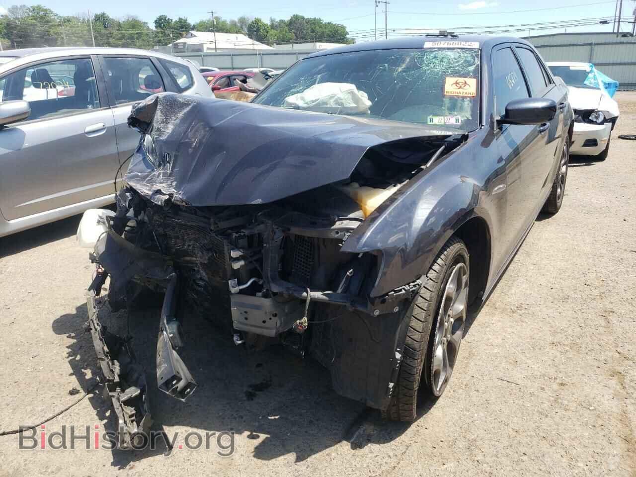 2019 CHRYSLER 300 - VIN: 2C3CCAGG2KH542748 - Фото 9