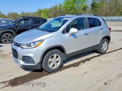 2018 Chevrolet TRAX 1LT, silver — VIN KL7CJPSB5JB712329, Copart