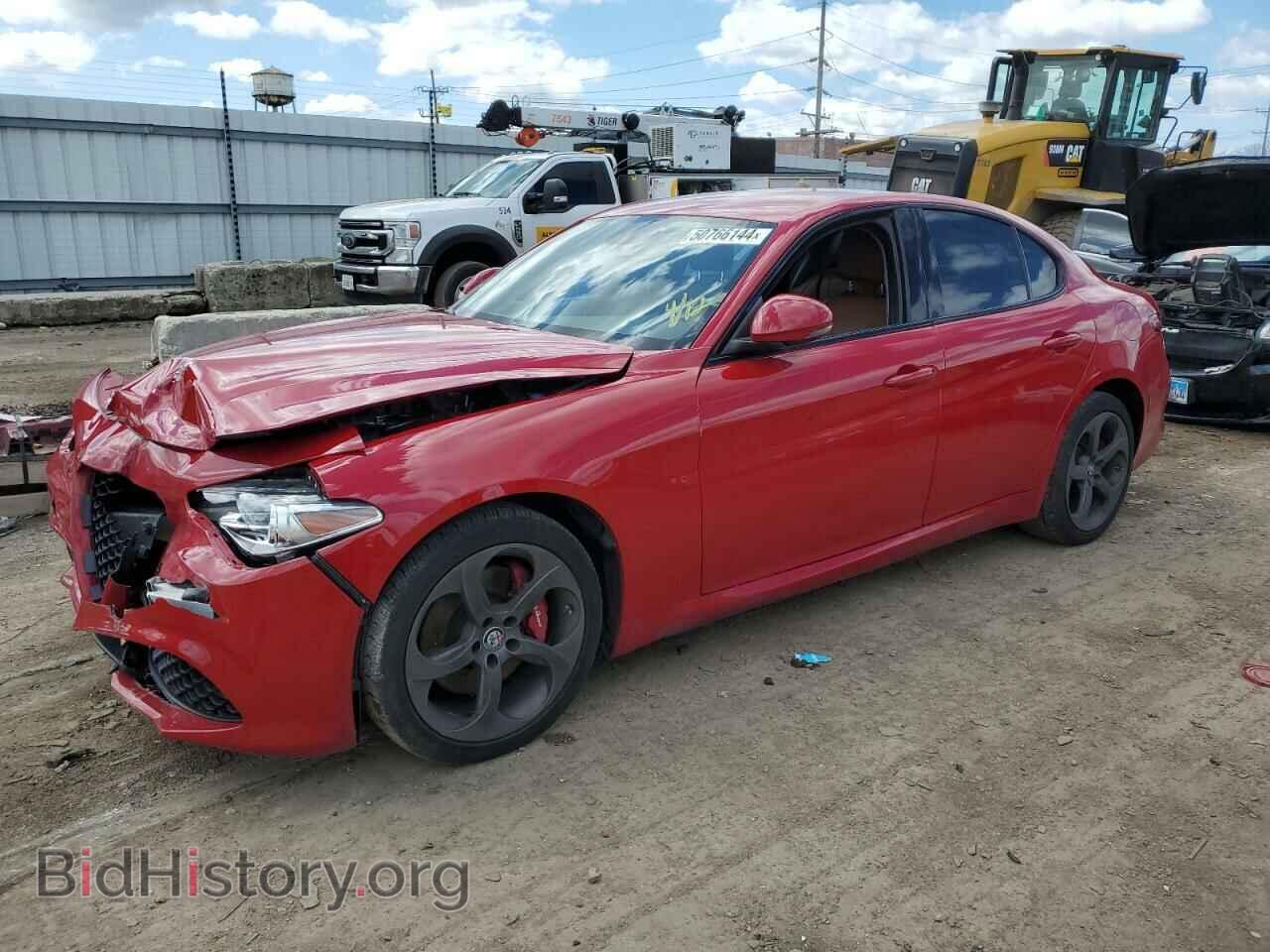 Фотография ZARFAEDN6H7533831 - ALFA ROMEO GIULIA 2017