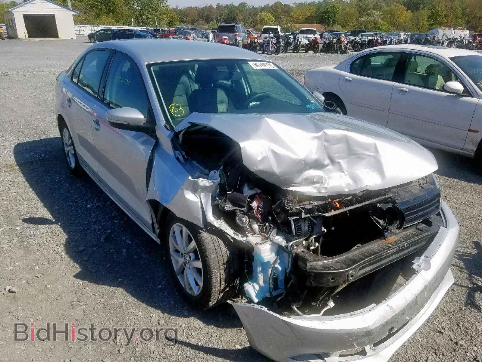 Фотография 3VWDP7AJ5CM425791 - VOLKSWAGEN JETTA 2012