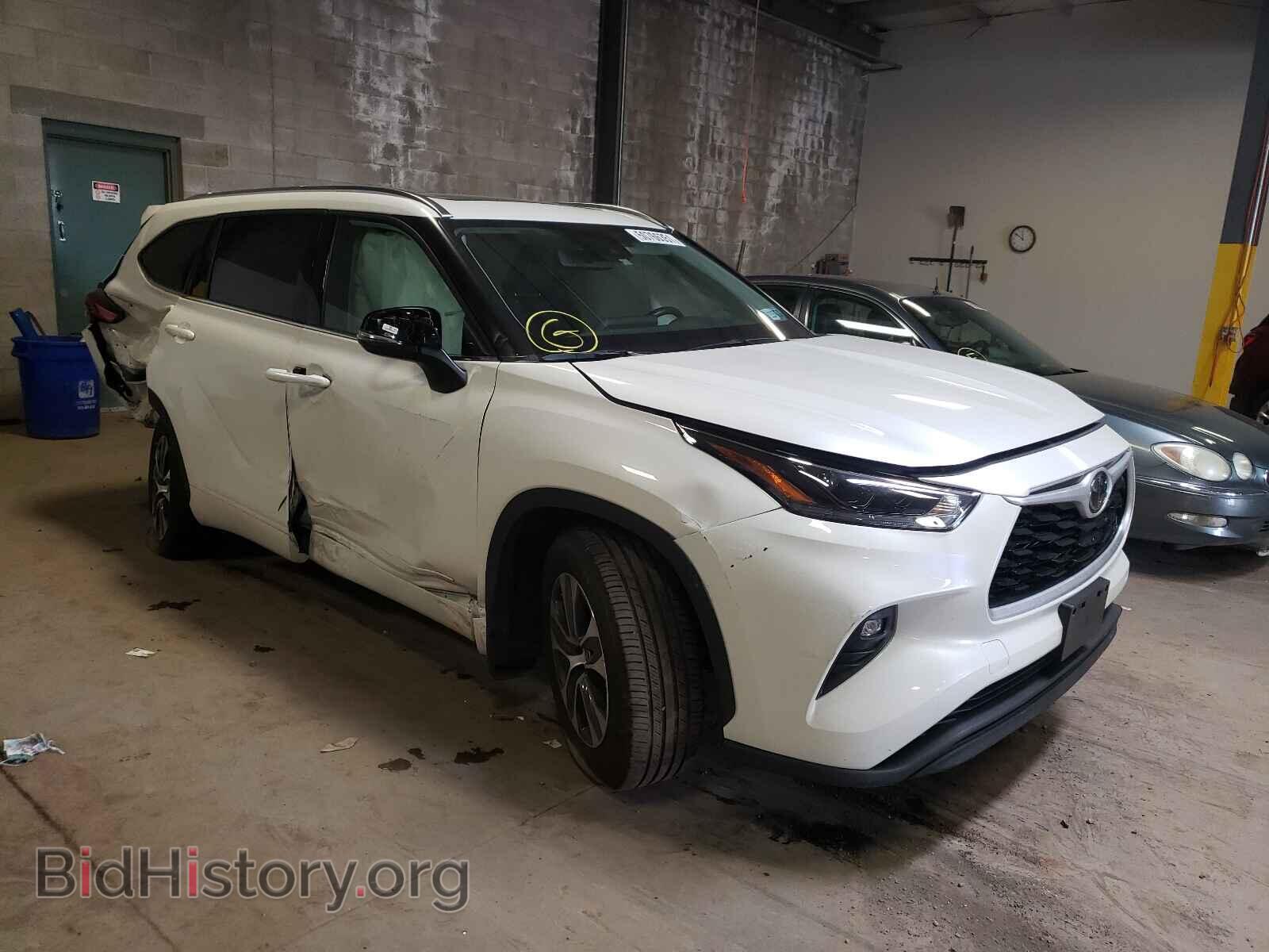 Фотография 5TDGZRBH1MS066121 - TOYOTA HIGHLANDER 2021