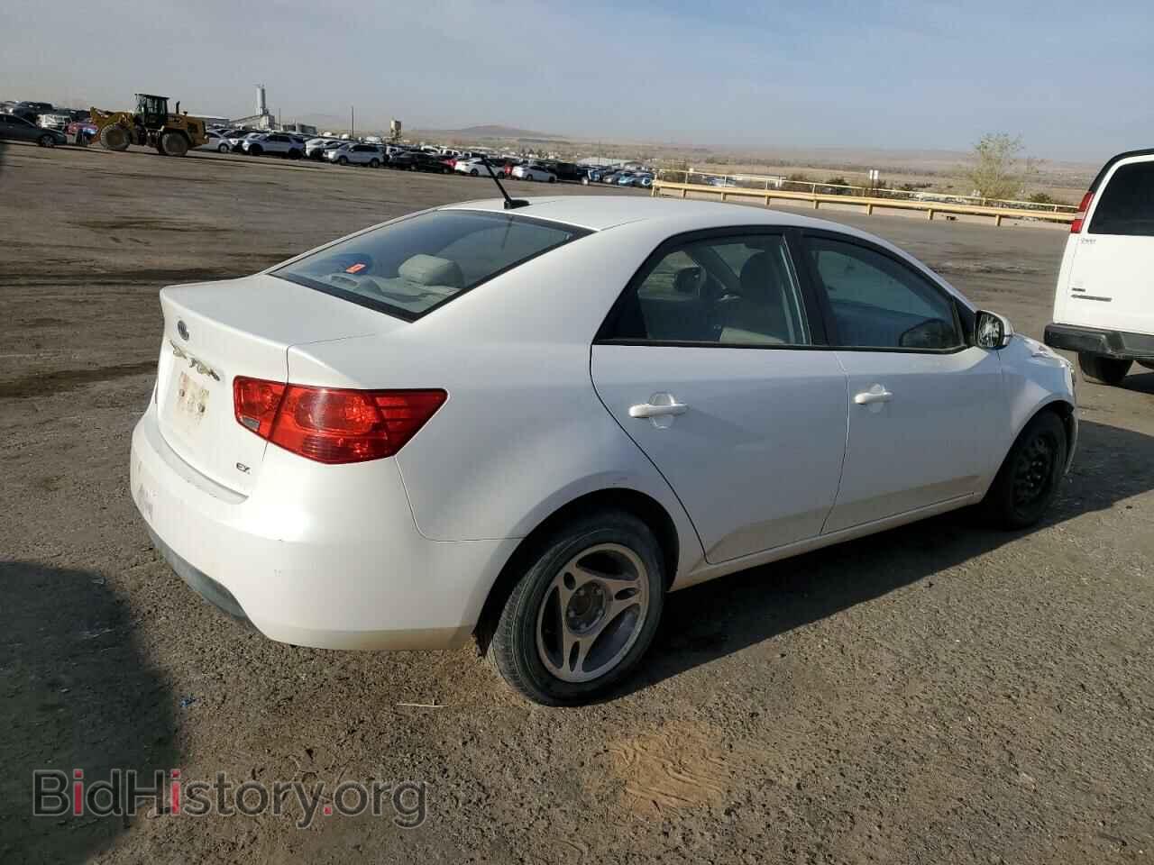 2011 KIA FORTE - VIN: KNAFU4A28B5891289 - Фото 3