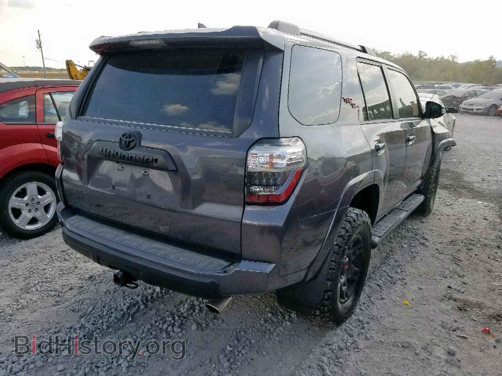 2017 TOYOTA 4RUNNER SR - VIN: JTEBU5JR8H5451713 - Фото 4