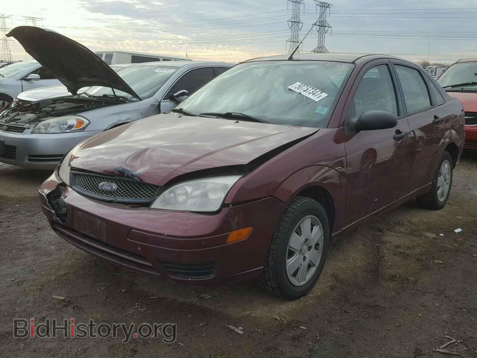2007 FORD FOCUS - VIN: 1FAFP34N77W299366 - Photo 2