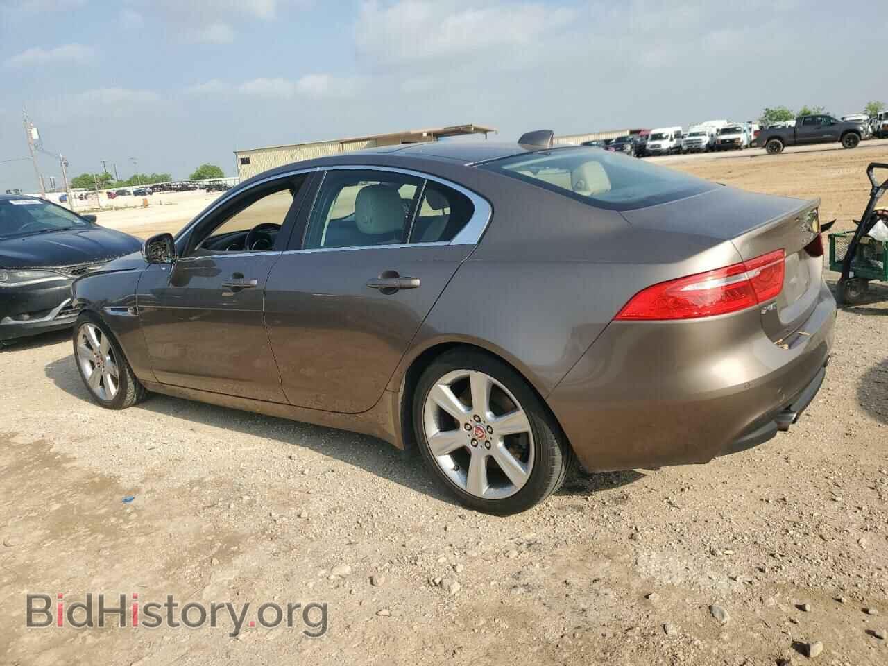 2017 JAGUAR XE - VIN: SAJAE4BG7HA969616 - Фото 2