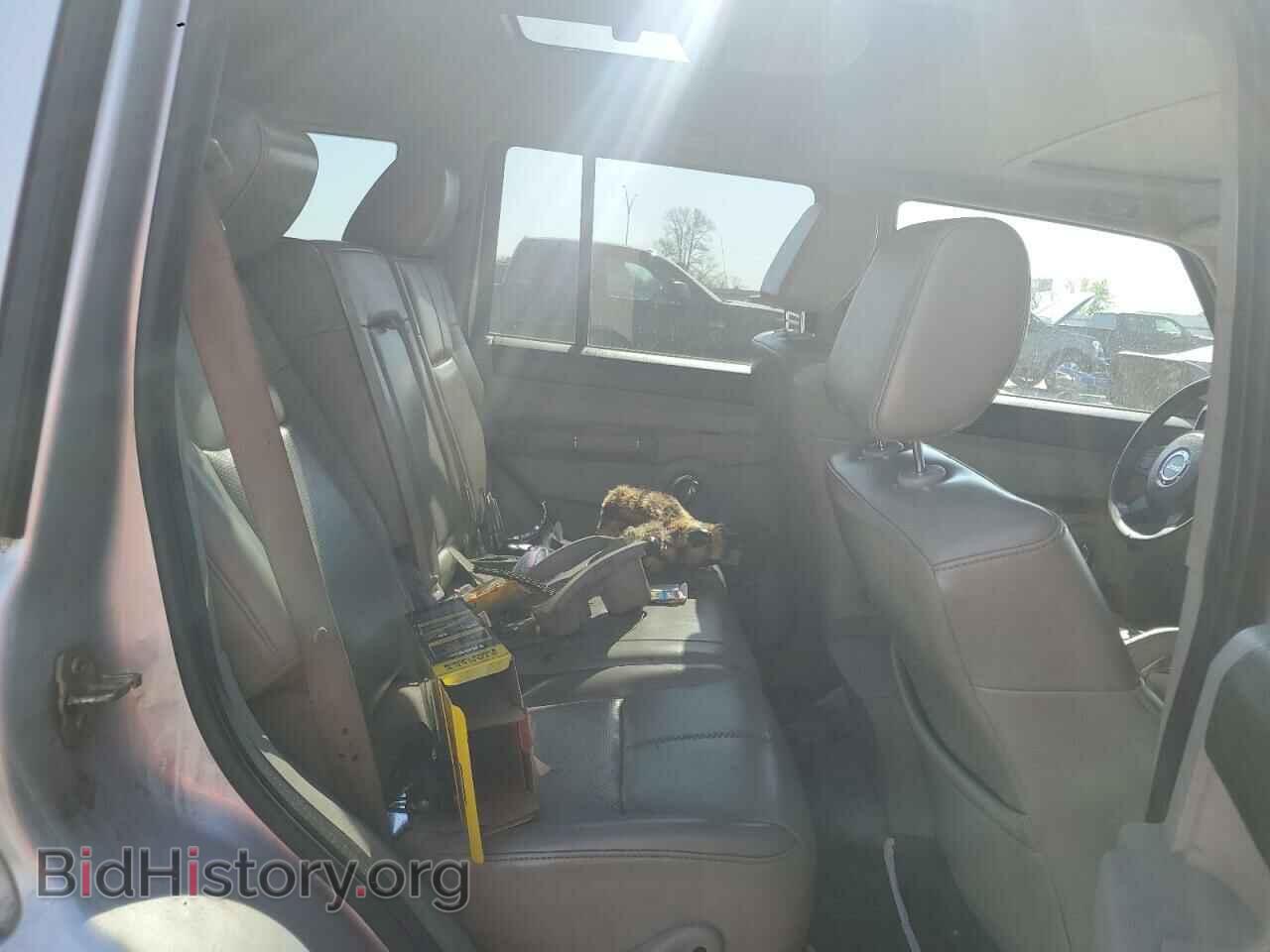 2007 JEEP COMMANDER - VIN: 1J8HH58247C659716 - Photo 11