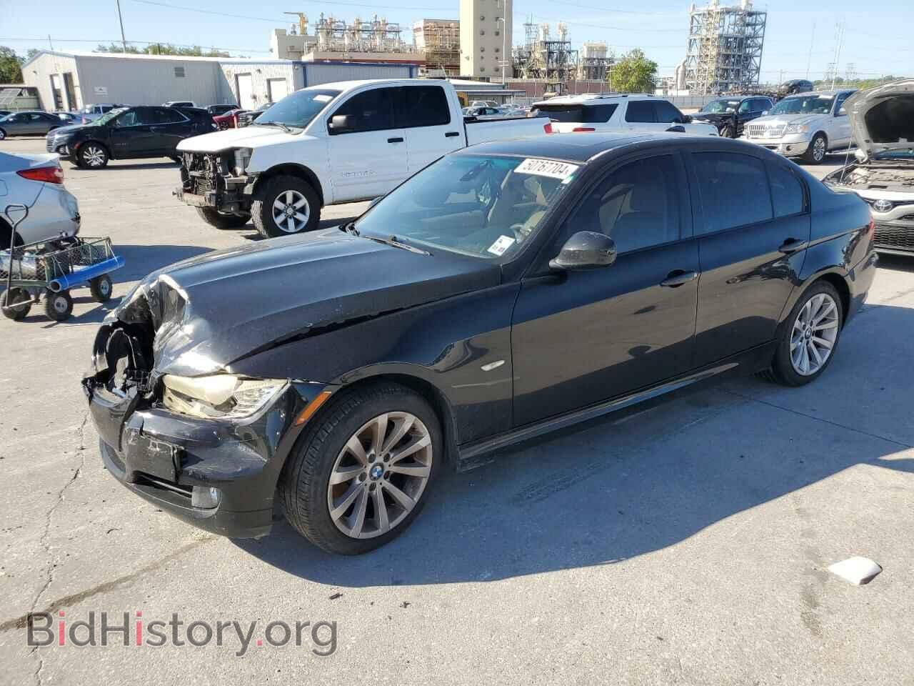 Фотография WBAPH77579NL84762 - BMW 3 SERIES 2009