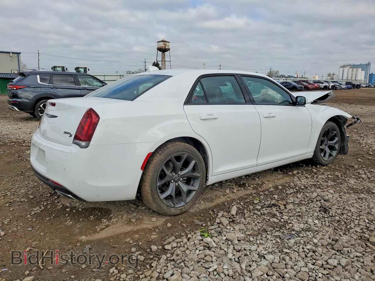 2023 CHRYSLER 300 - VIN: 2C3CCABG2PH524314 - Photo 3
