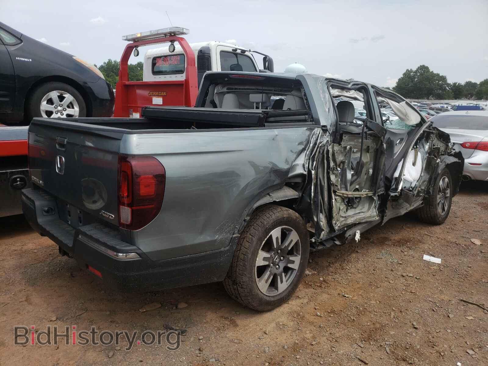 2017 HONDA RIDGELINE - VIN: 5FPYK3F54HB010021 - Фото 4
