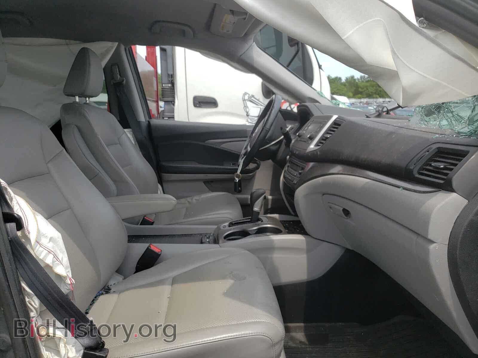2017 HONDA RIDGELINE - VIN: 5FPYK3F54HB010021 - Фото 5