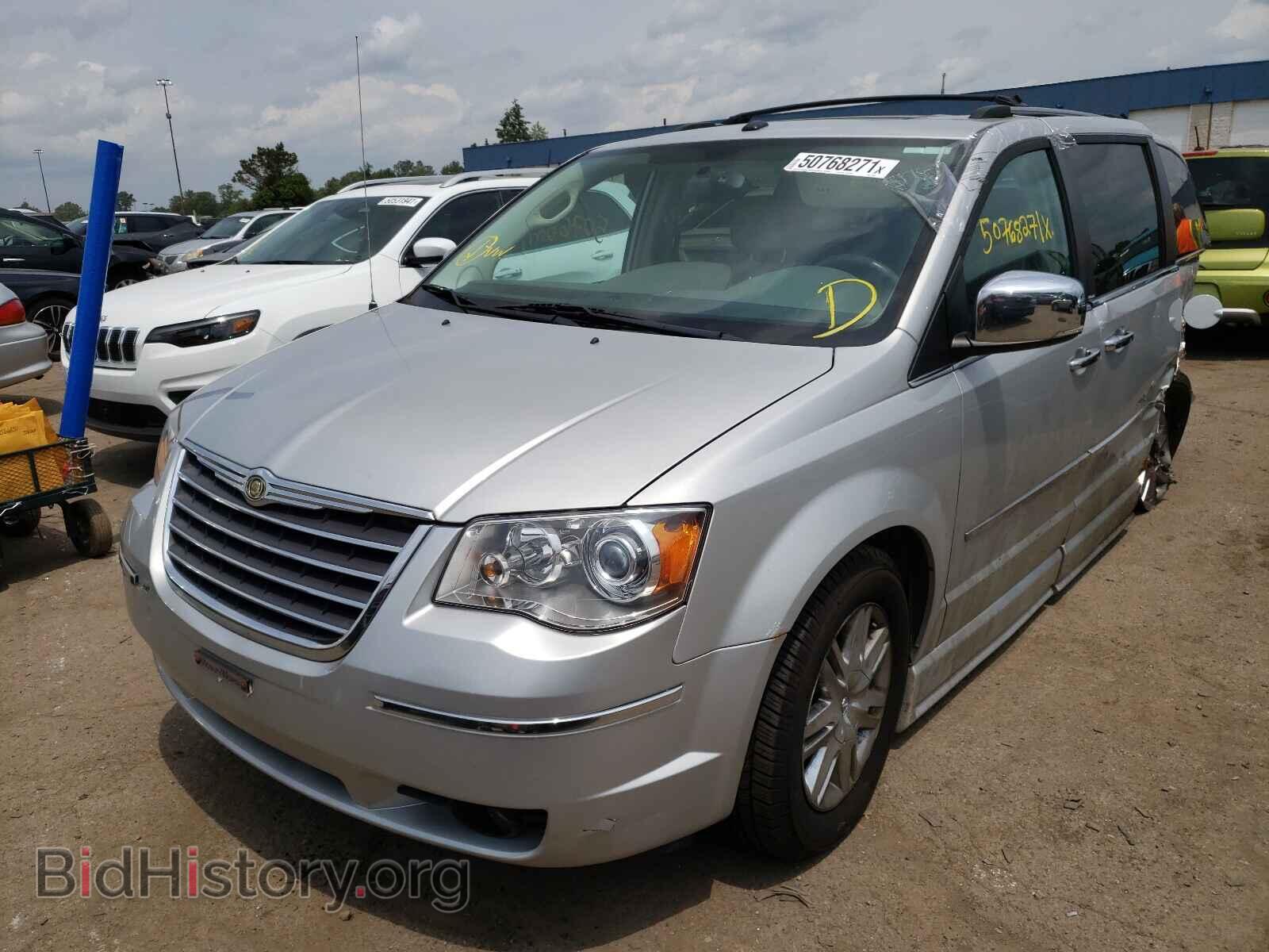 2010 CHRYSLER MINIVAN - VIN: 2A4RR7DXXAR377059 - Фото 2