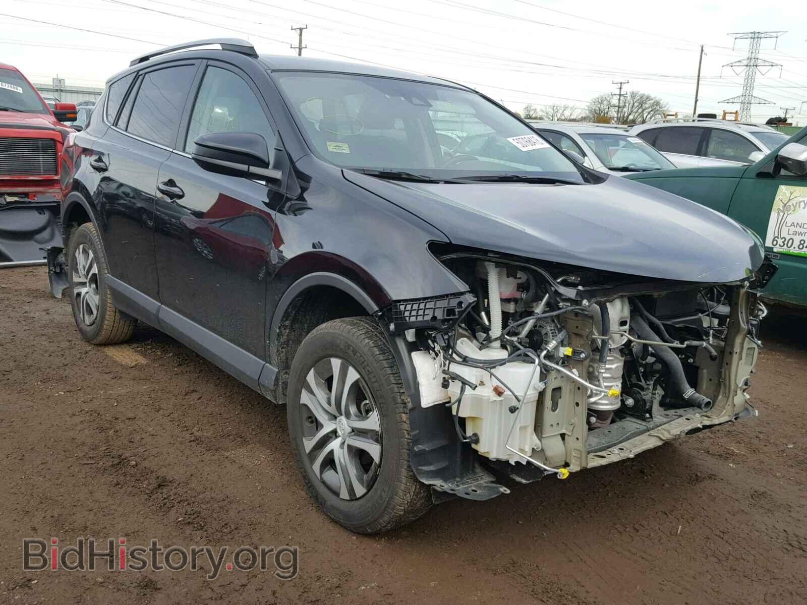 Photo 2T3ZFREV3JW425112 - TOYOTA RAV4 LE 2018