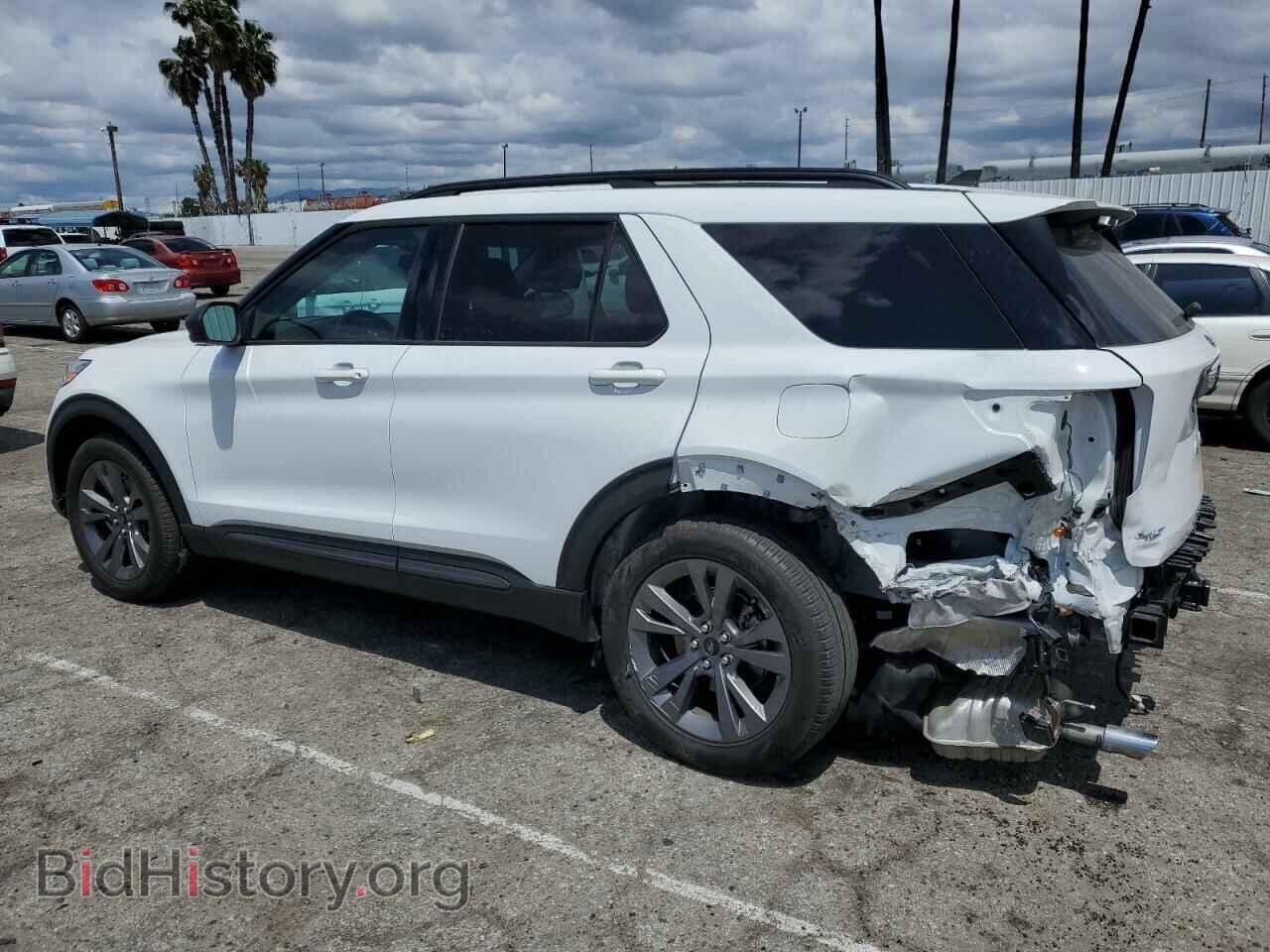 2021 FORD EXPLORER - VIN: 1FMSK7DH1MGB71117 - Photo 2